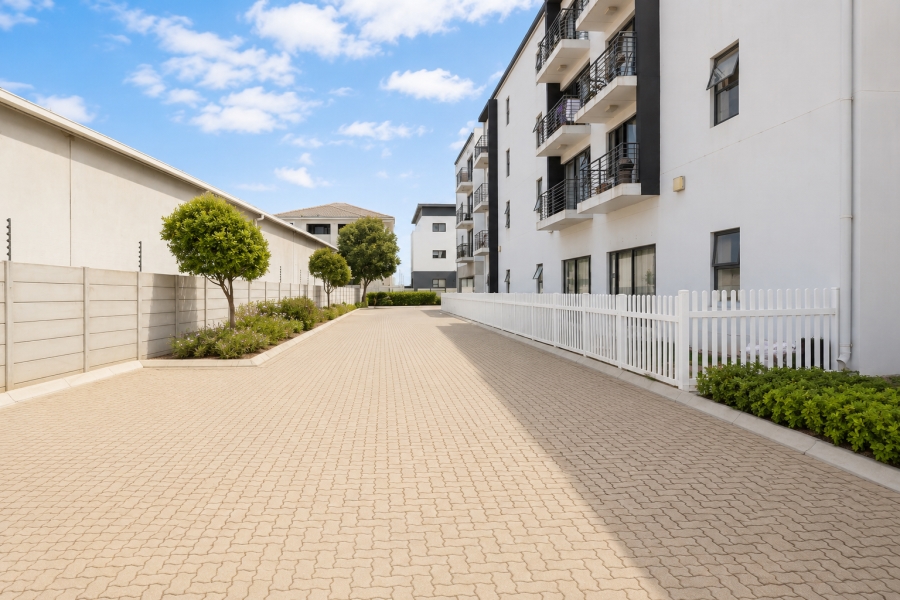 2 Bedroom Property for Sale in Parklands Western Cape